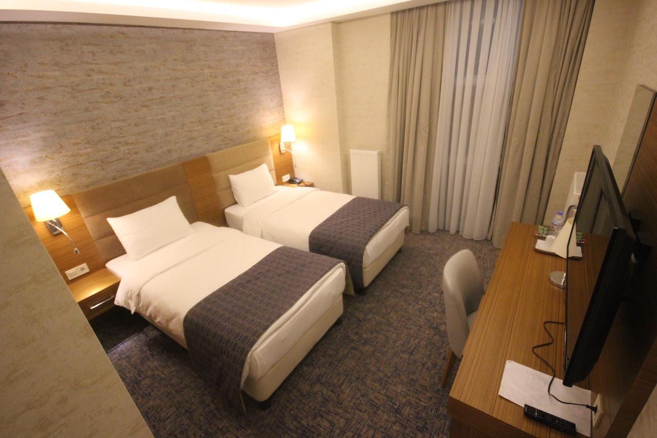 Garden Zara Hotel Ngoại thất bức ảnh